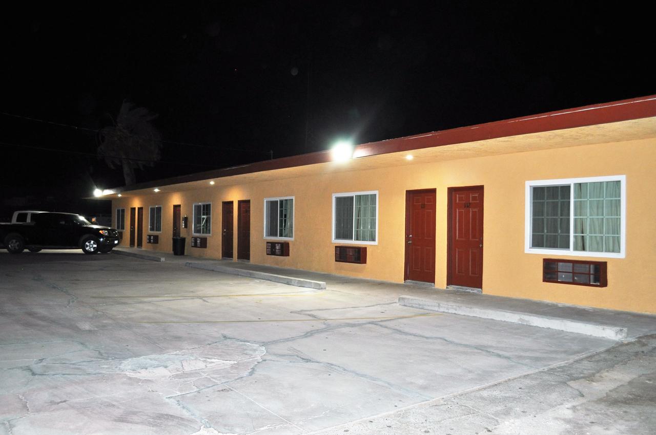 A Nights Inn Ridgecrest Exteriör bild